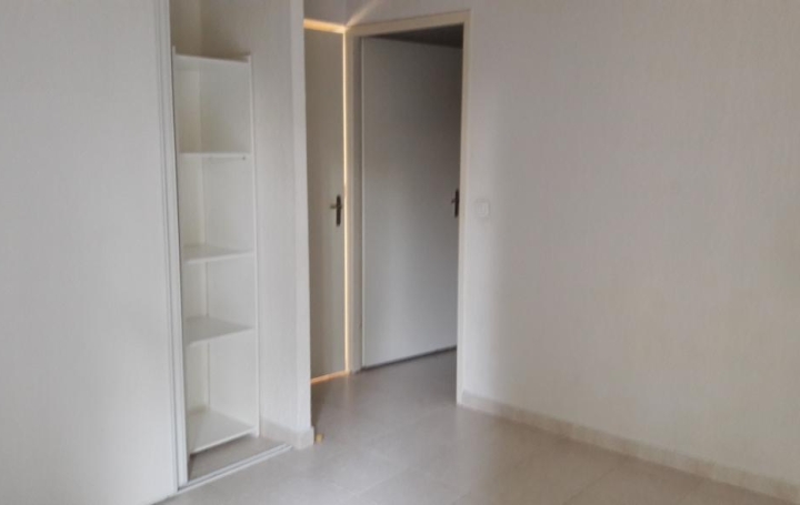 2 Pièces MONTPELLIER (34000)  39 m2 922 € 