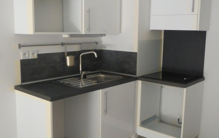 2 Pièces MONTPELLIER (34000)  41 m2 761 € 