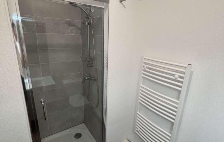 Studio MONTPELLIER (34000)  19 m2 394 € 