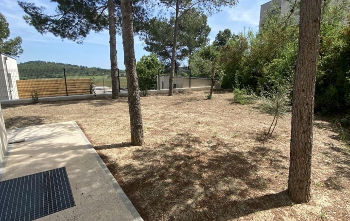 Villa COMBAILLAUX (34980)  96 m2 1 690 € 