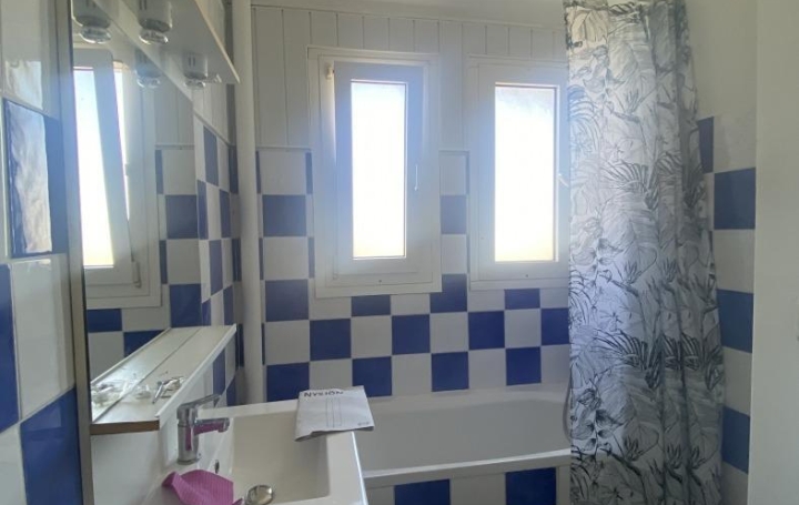 3 Pièces MONTPELLIER (34000)  68 m2 949 € 