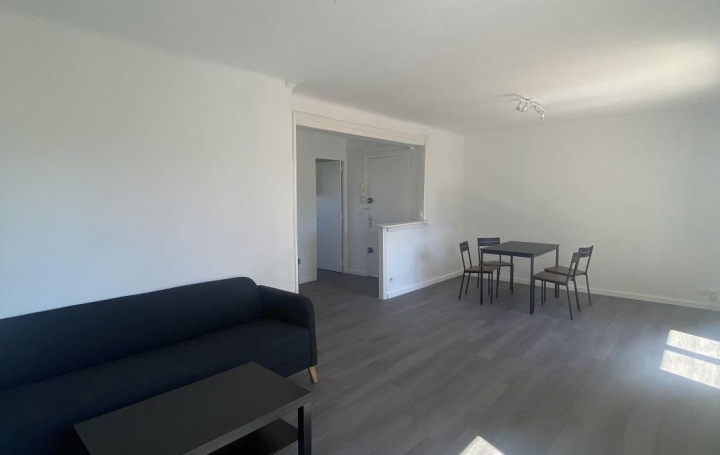 3 Pièces MONTPELLIER (34000)  68 m2 949 € 