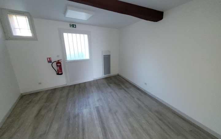 Local commercial SAINT-AUNES (34130)  85 m2 1 000 € 