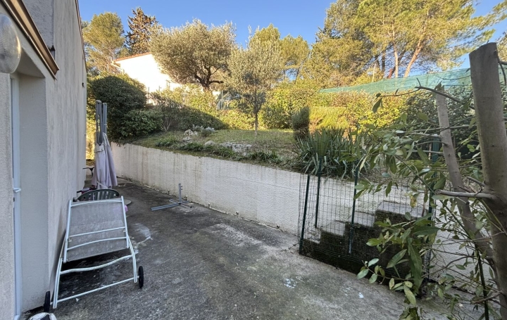 Maison SAINT-DREZERY (34160)  91 m2 1 059 € 