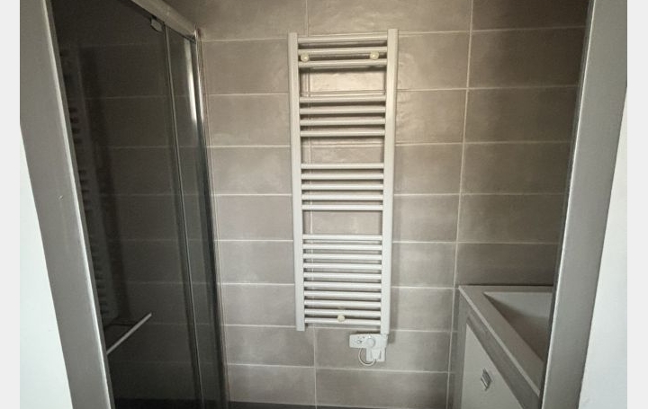 3 Pièces CLERMONT-L'HERAULT (34800)  65 m2 730 € 