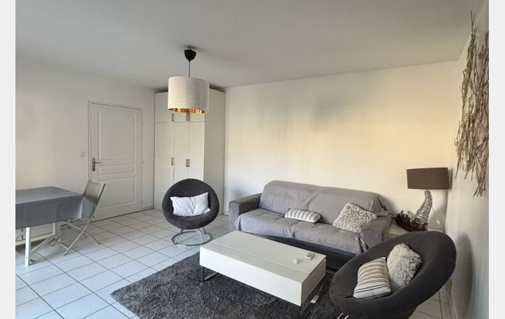 2 Pièces MONTPELLIER (34000)  48 m2 940 € 