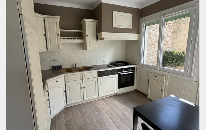 2 Pièces CLAPIERS (34830)  48 m2 1 046 € 