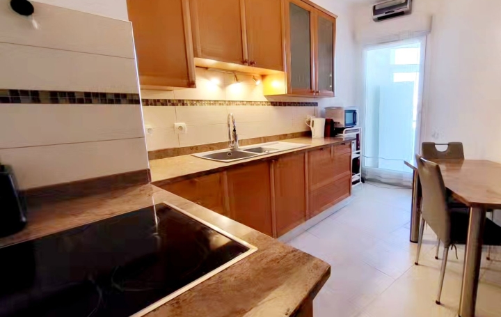 4 Pièces MONTPELLIER (34000)  96 m2 575 000 € 