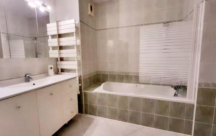 4 Pièces MONTPELLIER (34000)  96 m2 575 000 € 