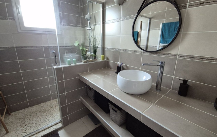 Villa LE CRES (34920)  139 m2 549 000 € 