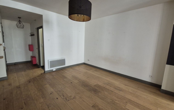 Studio SETE (34200)  39 m2 128 400 € 