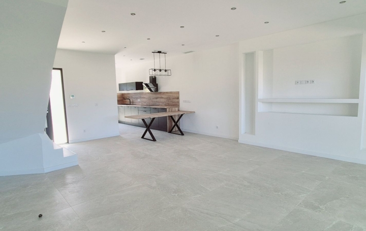 Maison BEZIERS (34500)  126 m2 329 000 € 