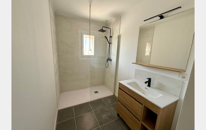 Villa LUNEL (34400)  78 m2 290 000 € 