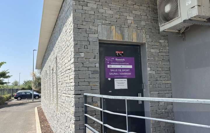 Studio SAINT-JEAN-DE-VEDAS (34430)  21 m2 43 000 € 