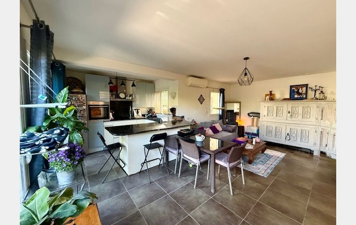 Villa MAUGUIO (34130)  155 m2 649 000 € 