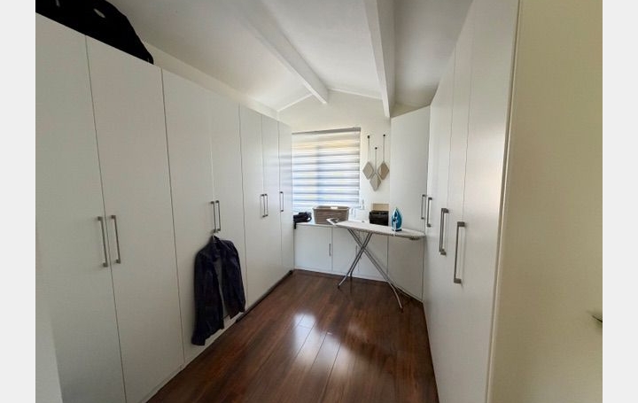 Villa SAINT-SERIES (34400)  175 m2 629 000 € 