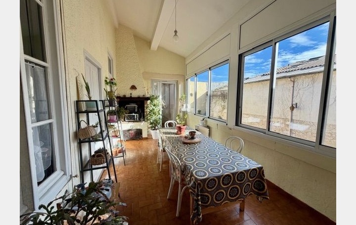 Maison LUNEL (34400)  291 m2 735 000 € 