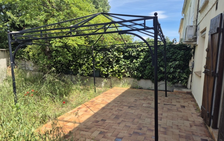Villa LE CRES (34920)  136 m2 396 000 € 