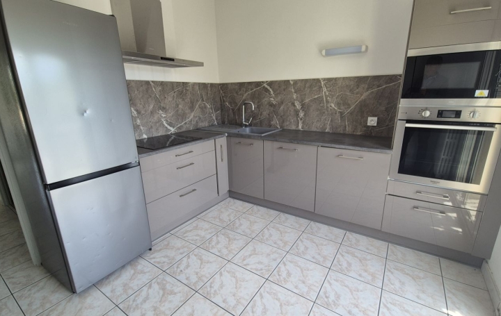 Villa LE CRES (34920)  136 m2 396 000 € 