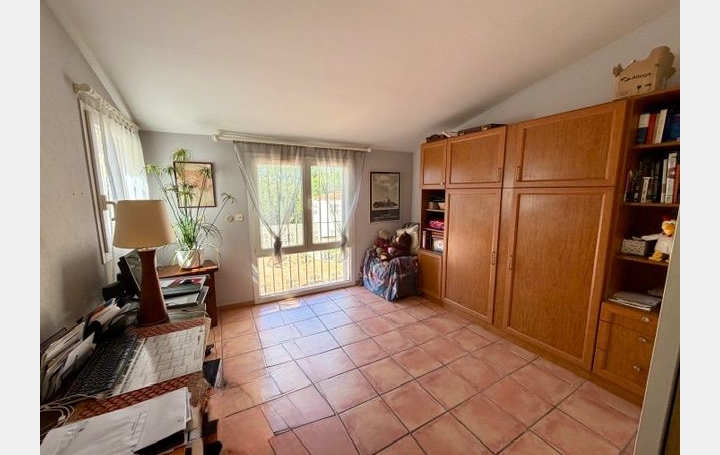 Villa MAUGUIO (34130)  140 m2 522 000 € 