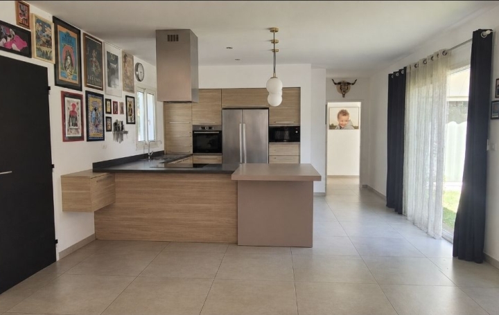 Maison SAINT-DREZERY (34160)  150 m2 689 000 € 