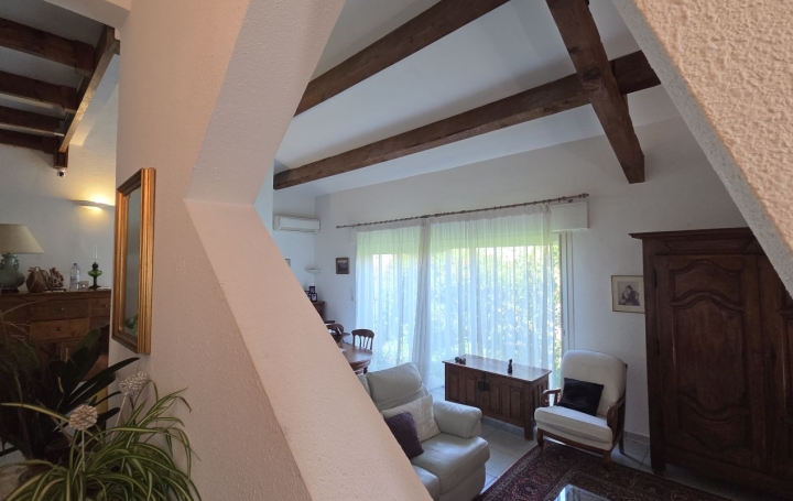 Villa GRABELS (34790)  164 m2 468 000 € 