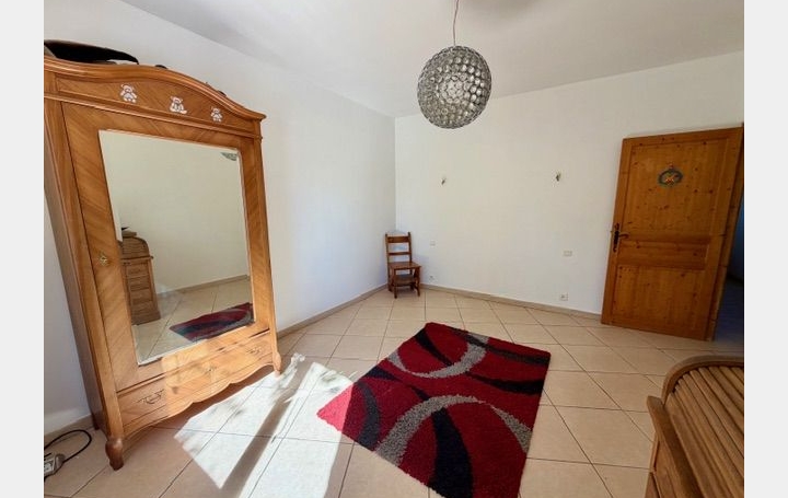 Villa LUNEL (34400)  150 m2 535 000 € 