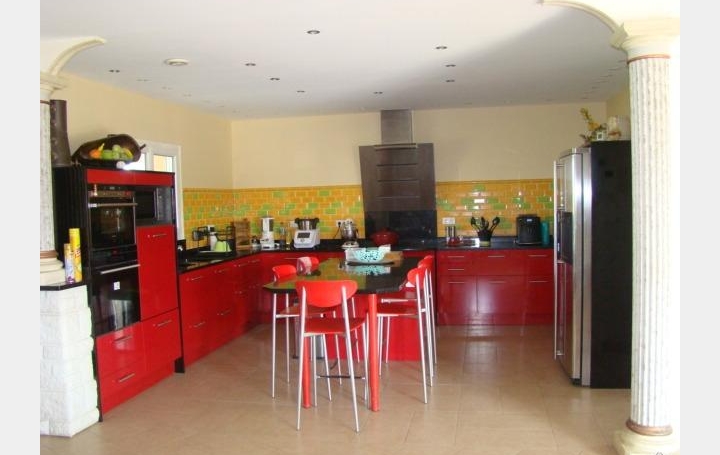 Maison DOMPIERRE-SUR-BESBRE (03290)  167 m2 299 000 € 