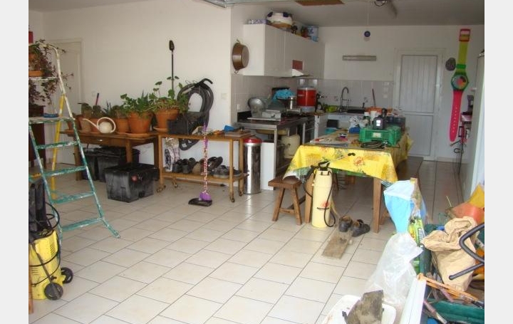 Maison DOMPIERRE-SUR-BESBRE (03290)  167 m2 299 000 € 