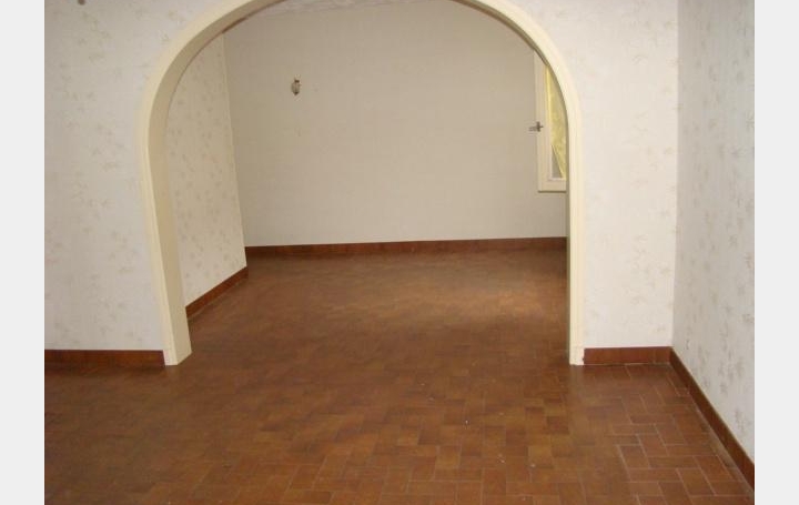 Maison MONETAY-SUR-LOIRE (03470)  240 m2 76 300 € 