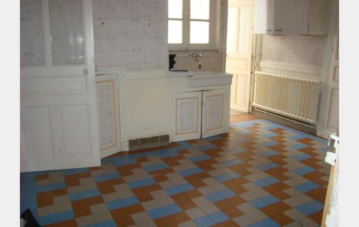Maison de village SAINT-LEON (03220)  123 m2 91 800 € 