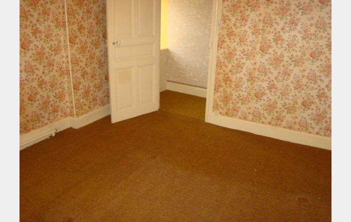 Maison de village SAINT-LEON (03220)  123 m2 91 800 € 