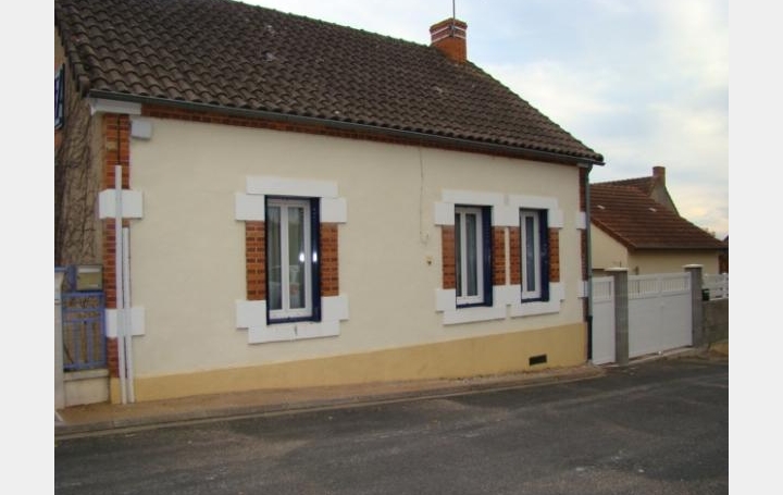 Réseau Immo-diffusion : Maison de village  SAINT-POURCAIN-SUR-BESBRE  98 m2 82 000 € 