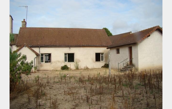 Réseau Immo-diffusion : Maison de village  SAINT-POURCAIN-SUR-BESBRE  68 m2 51 700 € 