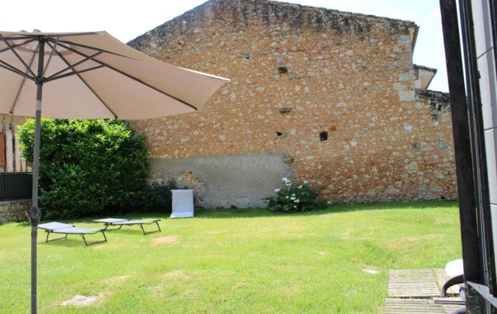 Maison EAUZE (32800)  263 m2 350 000 € 
