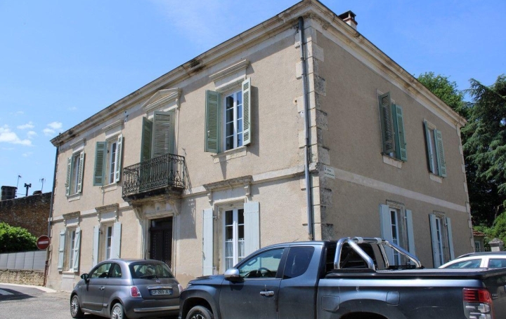 Maison EAUZE (32800)  263 m2 350 000 € 