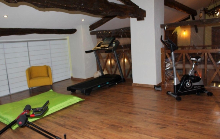 Maison VALENCE (82400)  420 m2 759 200 € 