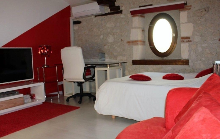 Maison VALENCE (82400)  420 m2 759 200 € 