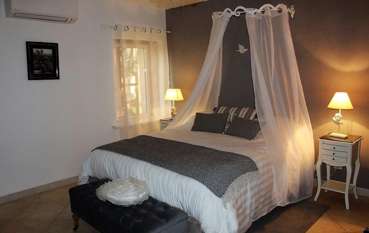 Maison VALENCE (82400)  420 m2 759 200 € 