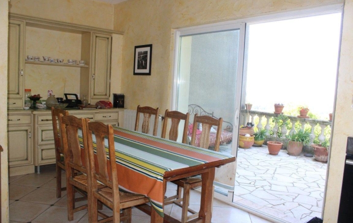 Maison de village MAUVEZIN (32120)  122 m2 212 000 € 