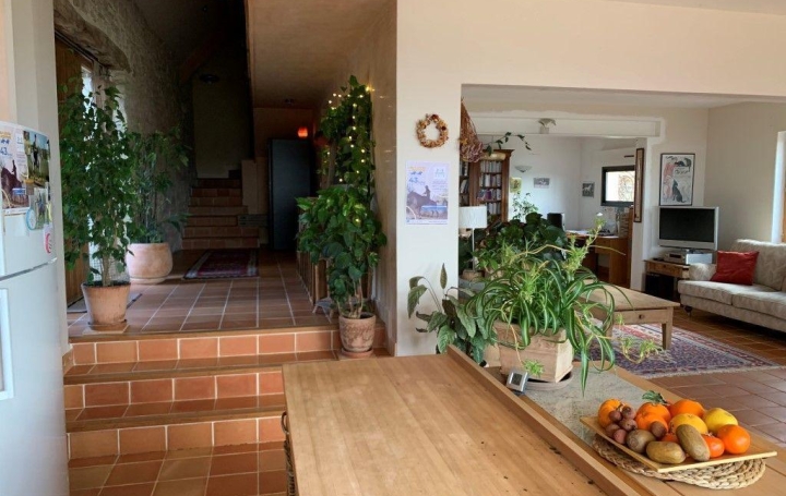 Propriété CAHORS (46000)  225 m2 748 800 € 