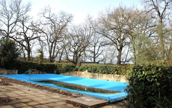 Maison MAUVEZIN (32120)  205 m2 339 200 € 