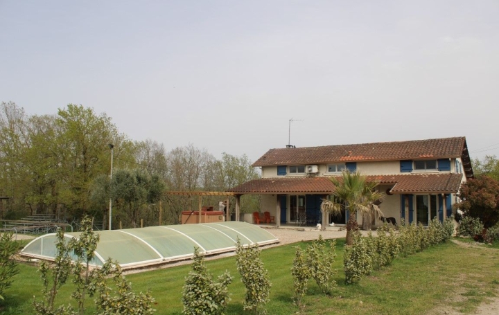 Propriété CARMAUX (81400)  165 m2 420 000 € 
