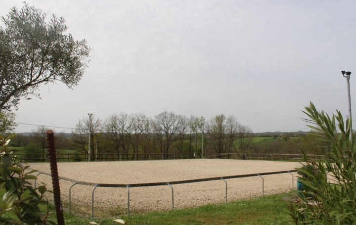 Propriété CARMAUX (81400)  165 m2 420 000 € 