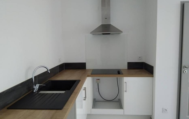 3 Pièces FLEURANCE (32500)  68 m2 510 € 