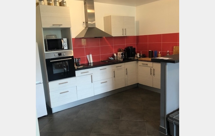 Réseau Immo-diffusion : Appartement P4  URDENS  98 m2 650 € 