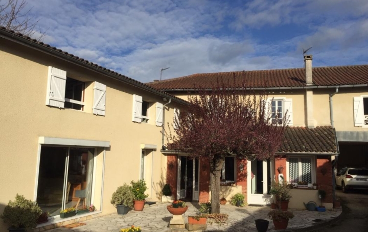 Réseau Immo-diffusion : Maison de ville  MASSEUBE  315 m2 247 500 € 