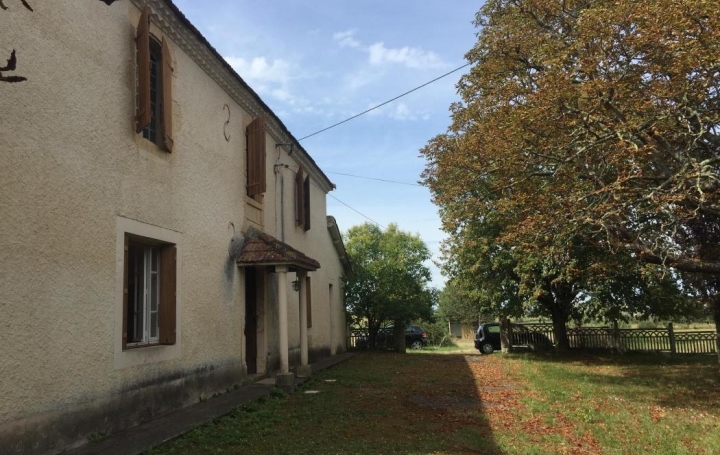 Réseau Immo-diffusion : Maison  L'ISLE-DE-NOE  295 m2 90 000 € 