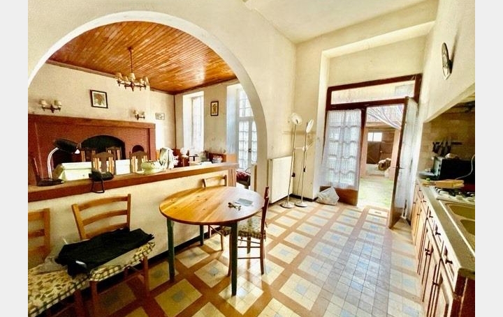 Réseau Immo-diffusion : Maison de village  SARAMON  270 m2 79 990 € 