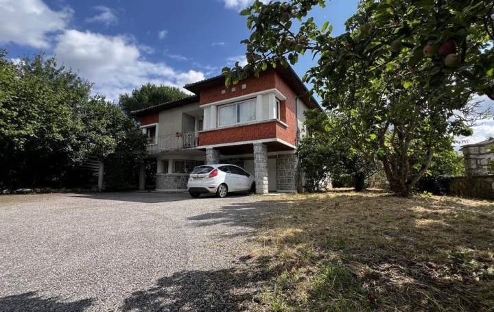 Maison SEISSAN (32260)  182 m2 164 500 € 